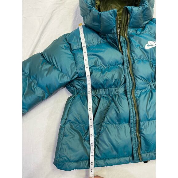 Nike Sportswear Girls Hooded‎ Jacket in Green, Mermaid Puffer Coat, Full Zip - Picture 8 of 9
